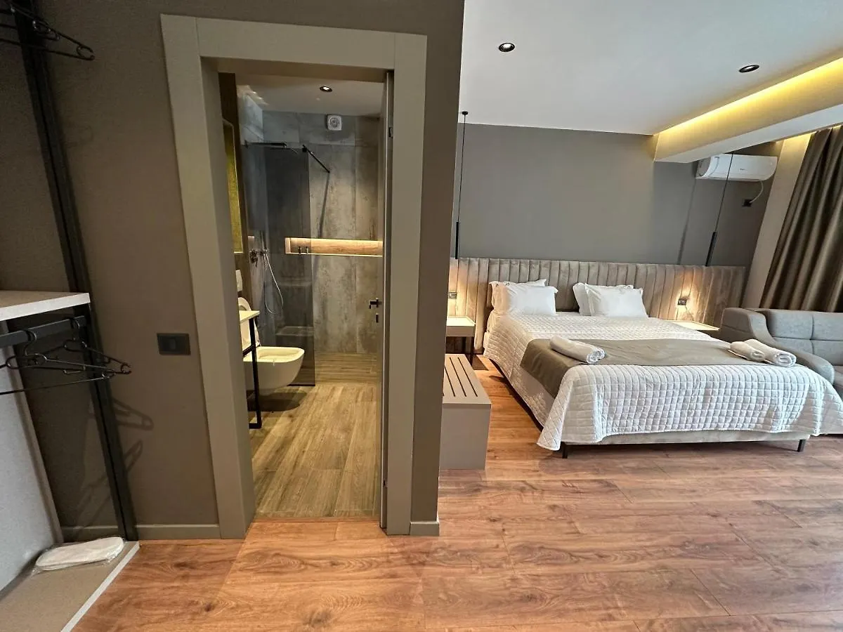 Hotel Gjallica Kukes 3*,