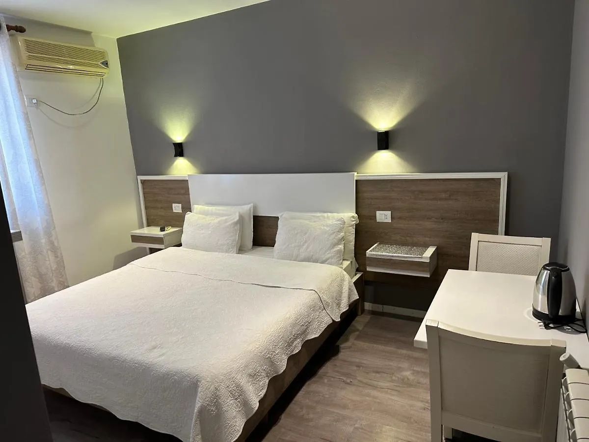 Hotel Gjallica Kukes 3*,  Albania