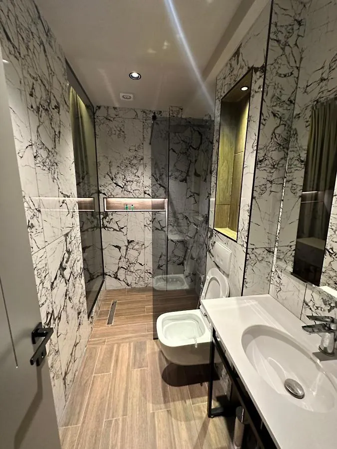 Hotel Gjallica Kukes 3*,  Albanië