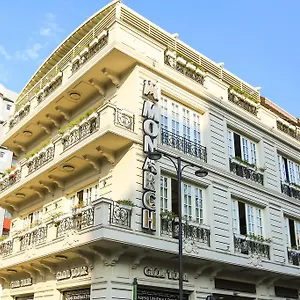 Monarch Hotel