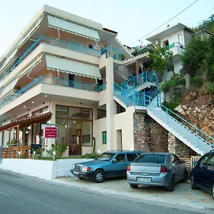  Hotel Let